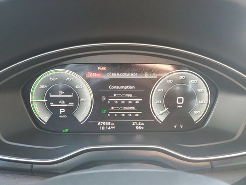 Used 2022 Audi Q5 e Prestige w/ Prestige Package AWD/4WD image 33