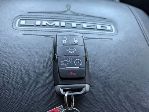 Used 2020 RAM 1500 Limited image 35