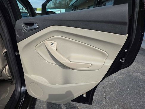 Used 2016 Ford C-MAX Energi SEL w/ Equipment Group 303A image 24