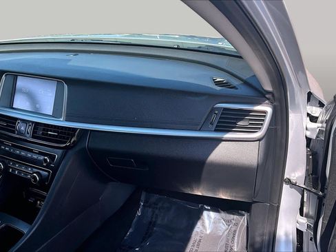 Used 2019 Kia Optima LX FWD image 18
