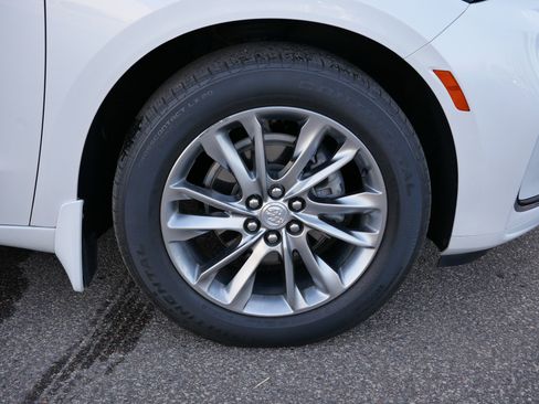 Used 2022 Buick Enclave Avenir w/ Avenir Technology Package image 15