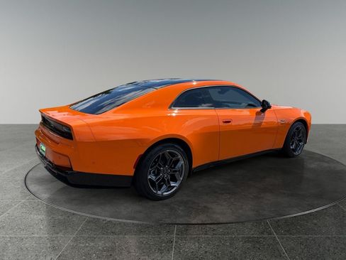 Used 2025 Dodge Charger Daytona R/T w/ Quick Order Package 25M R/T AWD/4WD image 9
