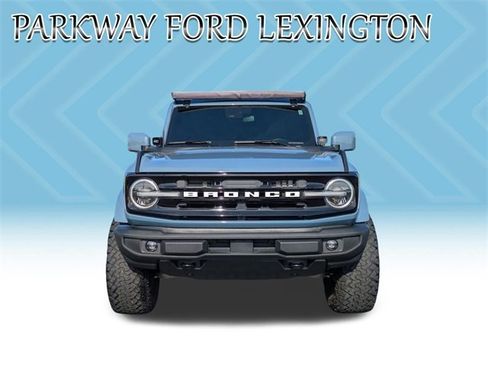 Used 2024 Ford Bronco Outer Banks image 2