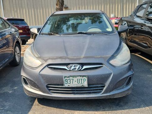 Used 2012 Hyundai Accent GS FWD image 2