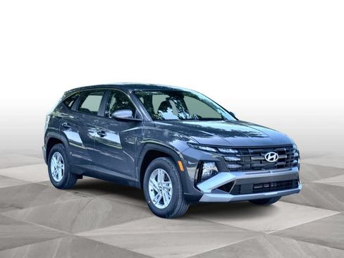 New 2026 Hyundai Tucson SE FWD image 2