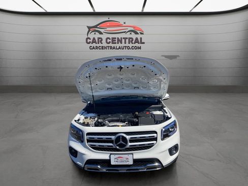 Used 2023 Mercedes-Benz GLB 250 4MATIC w/ Premium Package image 28