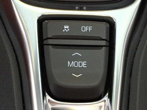 Used 2020 Chevrolet Camaro LT RWD image 22