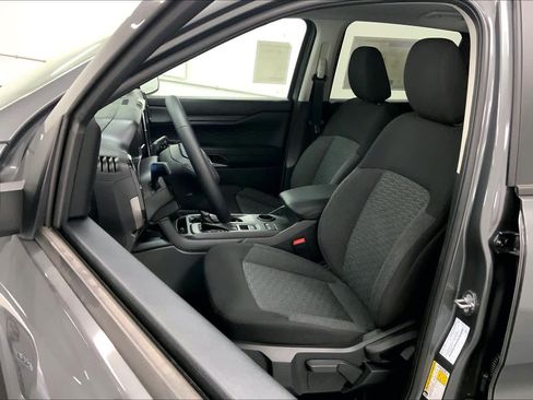 New 2025 Ford Ranger XLT w/ Black Appearance Package image 8