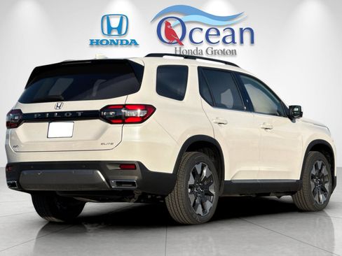 New 2026 Honda Pilot Elite image 5