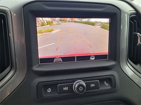 New 2025 Chevrolet Silverado 1500 Custom image 18