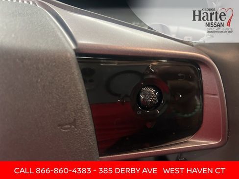 Certified 2025 Nissan Murano SV image 50