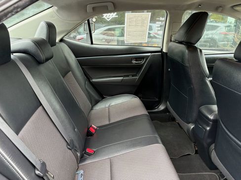 Used 2014 Toyota Corolla S image 19
