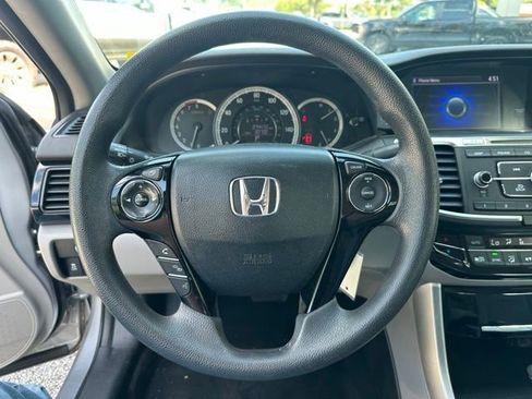 Used 2017 Honda Accord LX image 18