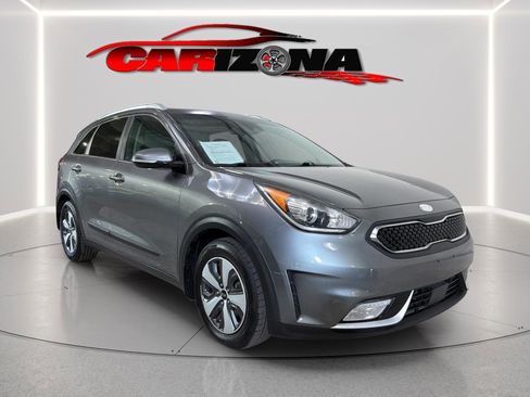 Used 2017 Kia Niro EX FWD image 1
