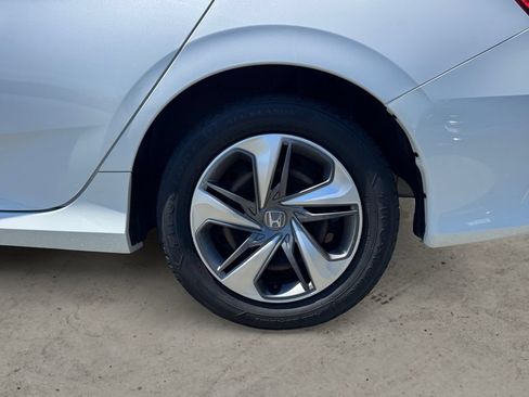 Used 2019 Honda Civic LX image 8