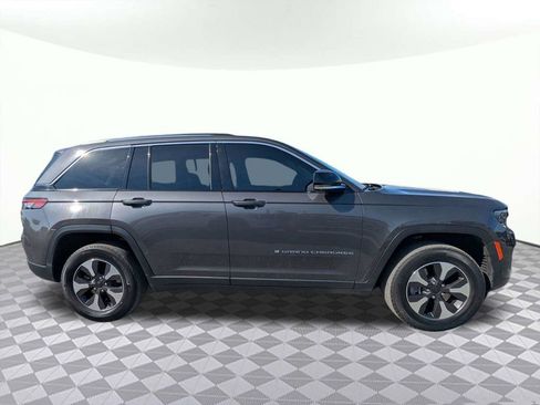 Used 2022 Jeep Grand Cherokee Limited 4xe AWD/4WD image 2