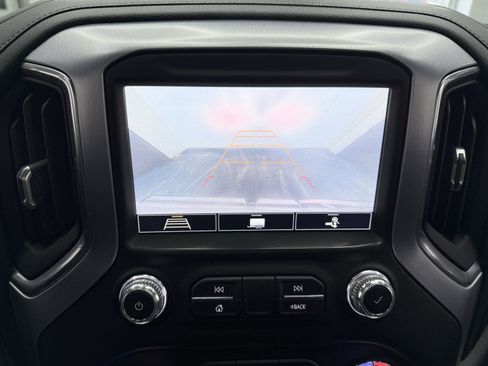 Used 2020 GMC Sierra 1500 Elevation image 17