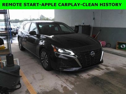 Used 2024 Nissan Altima 2.5 SV