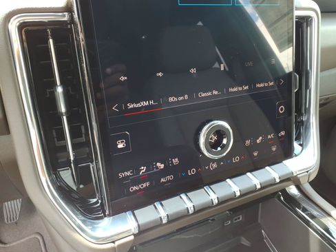 New 2026 GMC Yukon XL Elevation w/ Elevation Premium Package RWD image 15