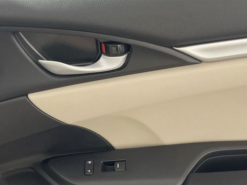 Used 2018 Honda Civic LX image 31