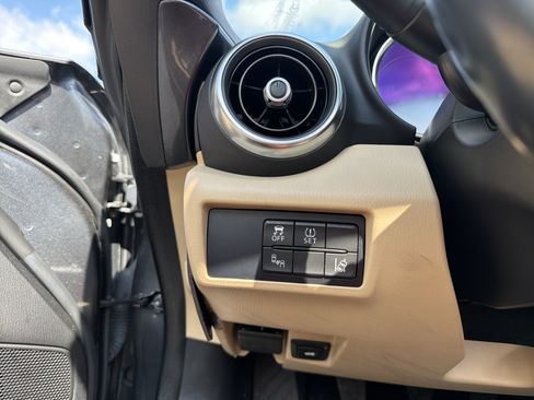 Used 2016 MAZDA MX-5 Miata Grand Touring RWD image 19