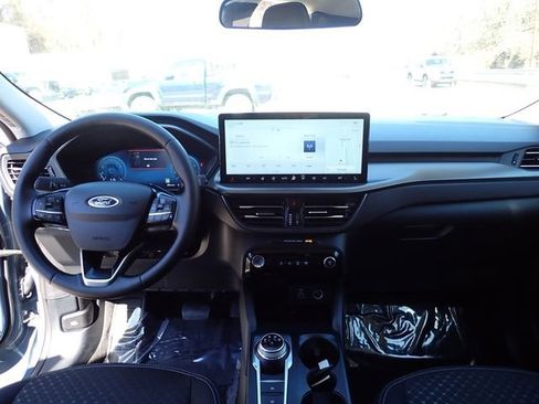 Used 2025 Ford Escape Active w/ Active Premium Tech Pack image 19