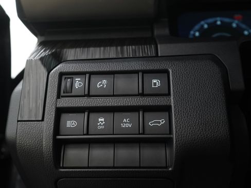 Certified 2026 Toyota 4Runner Platinum AWD/4WD image 27