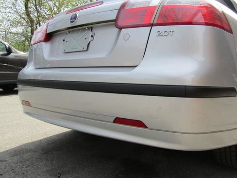 Used 2007 Saab 9-3 2.0T w/ Premium Audio Pkg FWD image 13