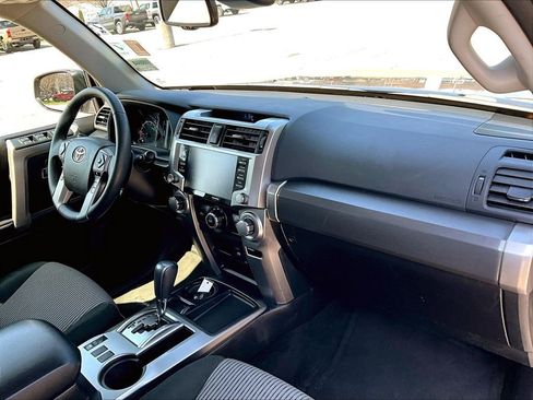 Used 2022 Toyota 4Runner SR5 RWD image 14