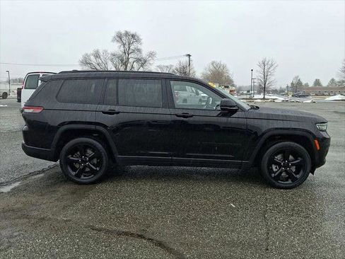 Certified 2023 Jeep Grand Cherokee L Laredo AWD/4WD image 13