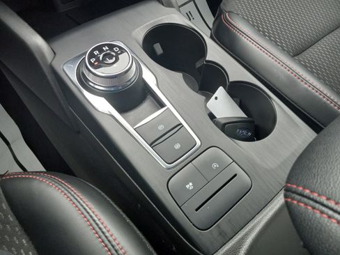 Used 2025 Ford Escape ST-Line image 23