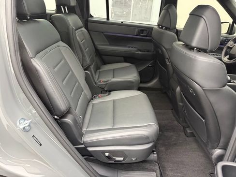 Used 2025 Hyundai Santa Fe Calligraphy w/ Tow & Go Package AWD/4WD image 48