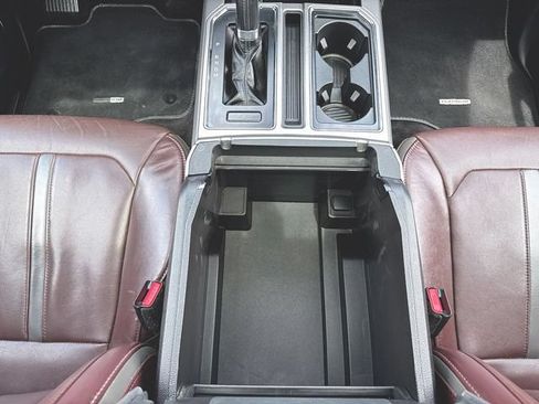 Used 2017 Ford F150 Platinum w/ Equipment Group 701A Luxury AWD/4WD image 35