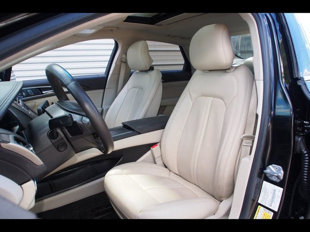 Used 2017 Lincoln MKZ Reserve w/ Technology Package FWD image 18