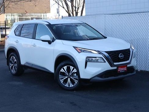 Certified 2023 Nissan Rogue SV image 2