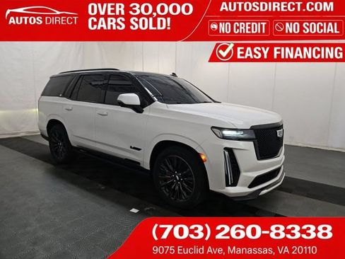 Used 2024 Cadillac Escalade V w/ LPO, ONYX Package AWD/4WD image 1