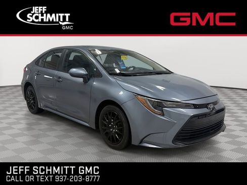 Used 2024 Toyota Corolla LE FWD image 1