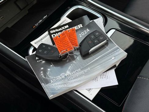 Used 2024 Chevrolet Traverse RS w/ LPO, Floor Liner Package image 9