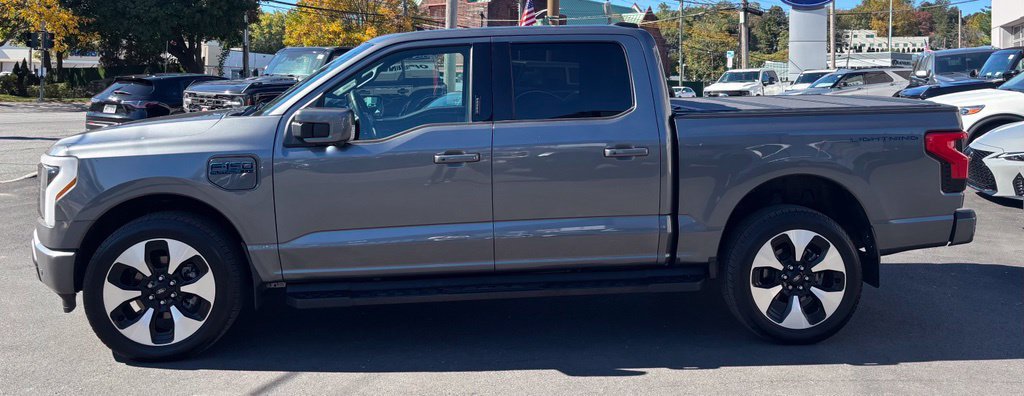 Used 2024 Ford F150 Lightning Platinum AWD/4WD image 2