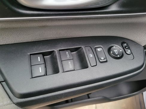 Used 2019 Honda CR-V EX image 19