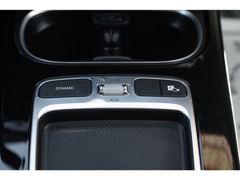 Used 2025 Mercedes-Benz CLA 250 image 22
