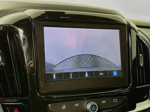 Used 2023 Chevrolet Traverse RS w/ LPO, Floor Liner Package FWD image 23