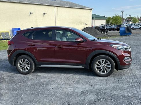 Used 2017 Hyundai Tucson SE Plus FWD image 9