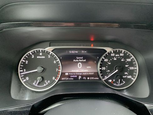 Used 2024 Nissan Pathfinder SV image 19