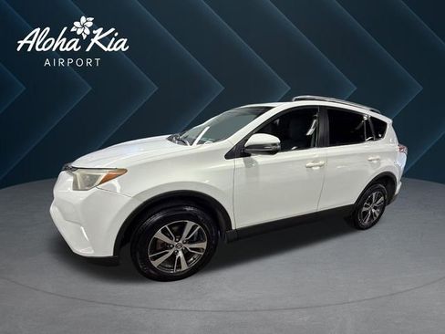 Used 2016 Toyota RAV4 XLE FWD image 1