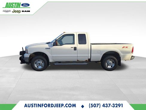 Used 2006 Ford F250 XL image 1