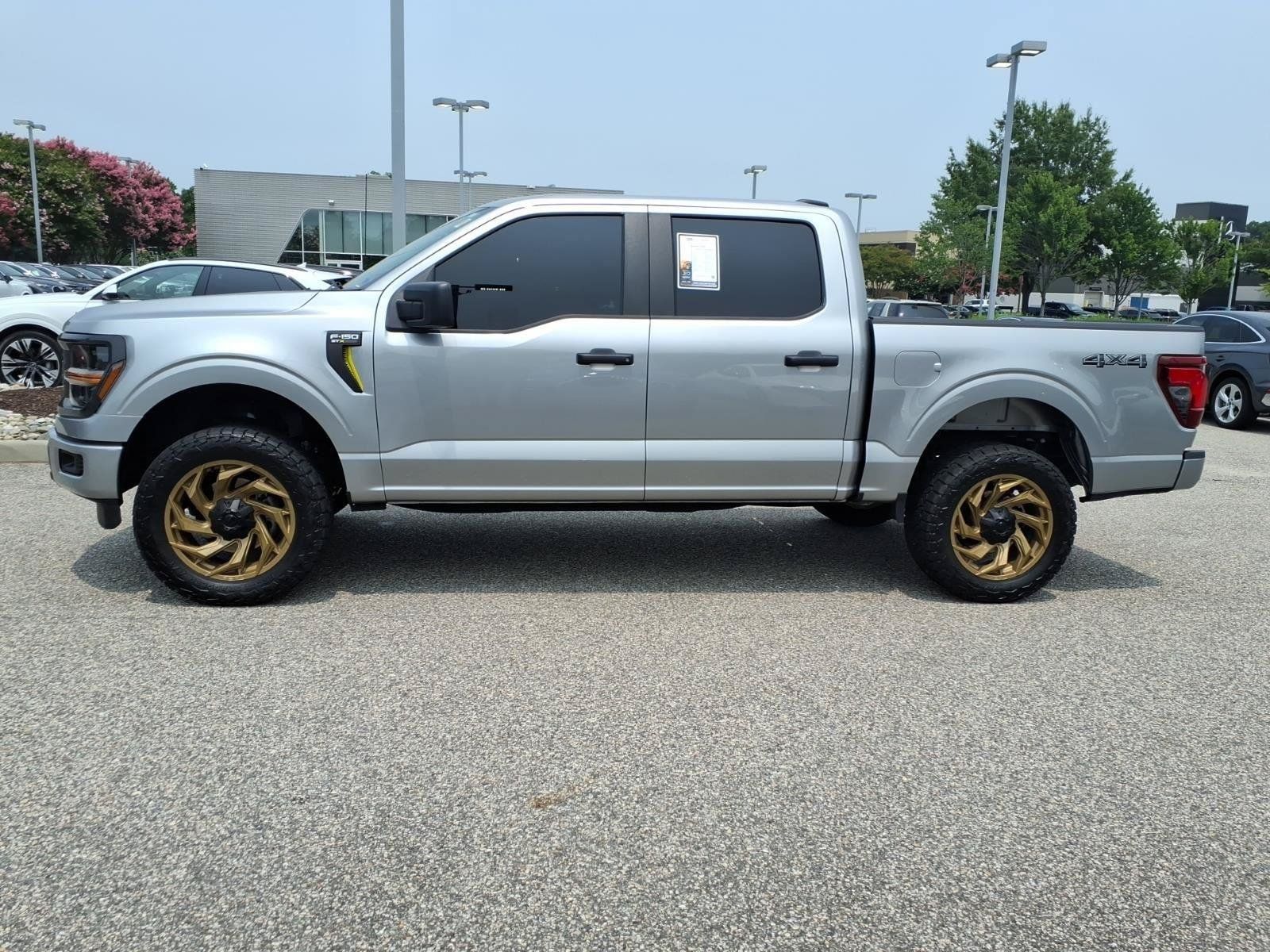 Used 2024 Ford F150 STX AWD/4WD image 9