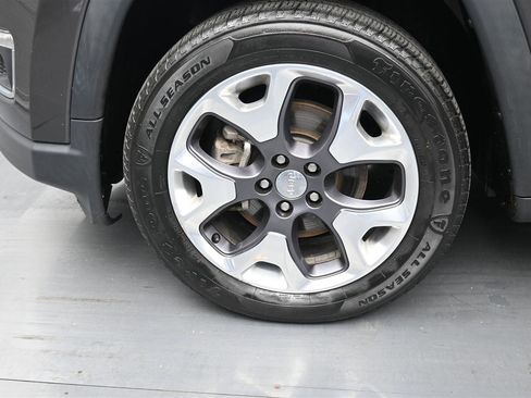 Used 2021 Jeep Compass Limited FWD image 13