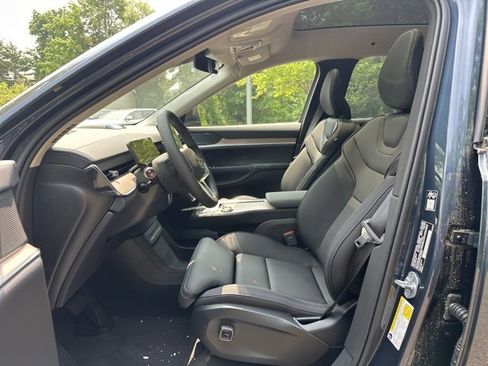 New 2025 Volvo EX90 Ultra image 14