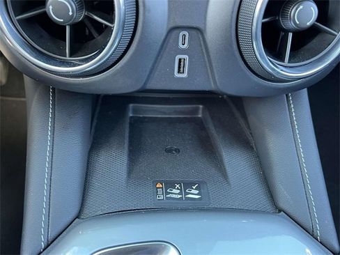 Certified 2025 Chevrolet Blazer LT w/ Convenience Package image 29